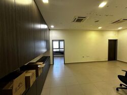 Fragrance Empire Building (D5), Office #624903551